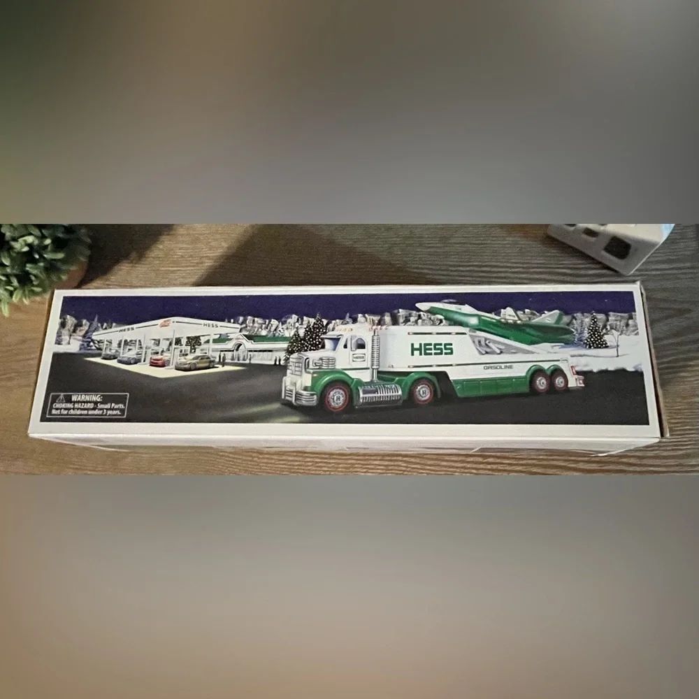 2010 Hess Toy Truck and Jet collectible.